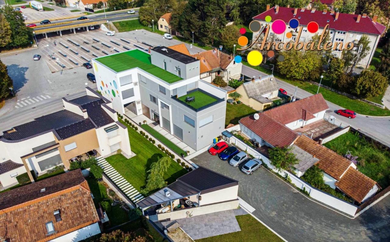 Arcobaleno Apartments & Rooms วาราชดีน ภายนอก รูปภาพ