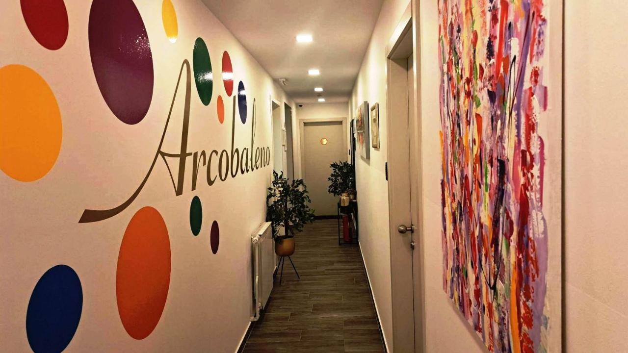 Arcobaleno Apartments & Rooms วาราชดีน ภายนอก รูปภาพ