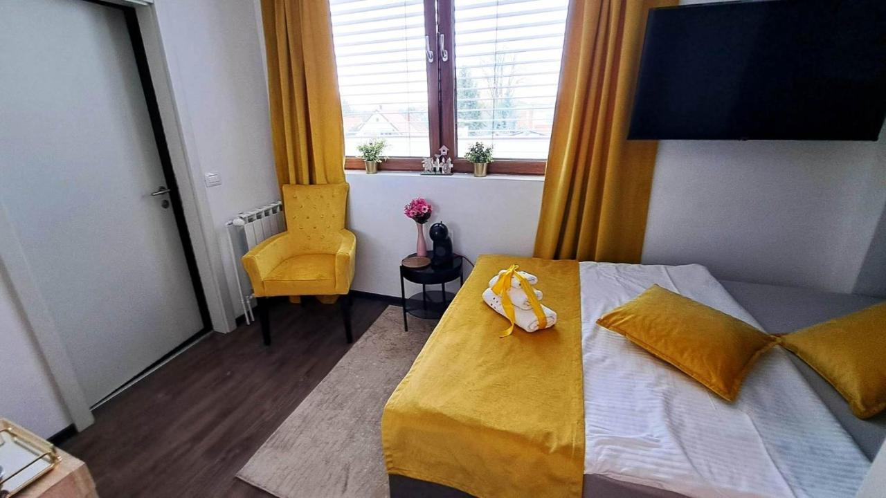 Arcobaleno Apartments & Rooms วาราชดีน ภายนอก รูปภาพ